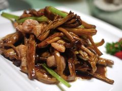 茶树菇肉片-湖南人家·家传湖南菜(水围店)