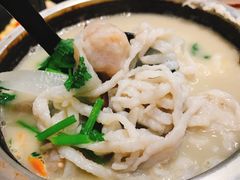 石锅孖宝-渔米丰·广府鱼汤米线(光明广场店)