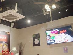 大堂-小金鬼·煎饺·鸽子汤