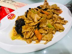 滑溜肉片-添福来墨鱼饺子 · 海鲜东北菜(泡崖店)