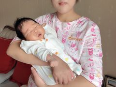 -爱的果实月嫂育婴师(世纪东方店)