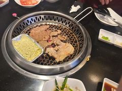 -木槿花韩式炭烤·熟成肉工坊(孙文东路店)