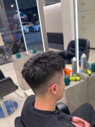 -摩登时代美发沙龙