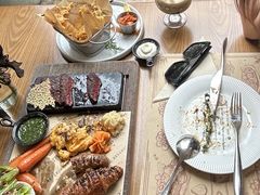 -Mark&Mars Restaurant
