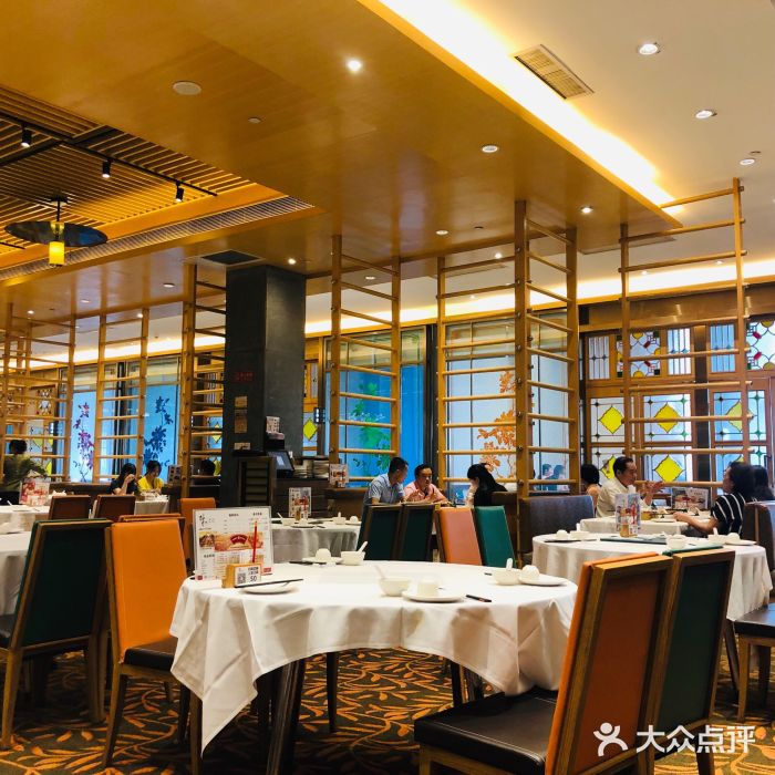 稻香酒家·34年老字号·港式粤菜(汉街店)大堂图片