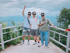 -九鼎铁刹山风景区