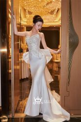 点击看大图 -艾拉·女王婚纱礼服馆