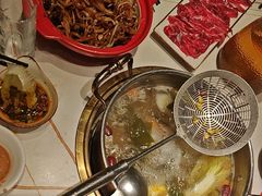 -牛人日志·鲜牛肉骨汤火锅(万科里瑧店)