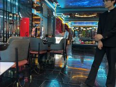 -屋有岛沉浸游戏旗舰店(中山公园店)