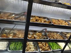 自助取餐区-老字号.雅克白族石板烧十年老店(大理古城店)
