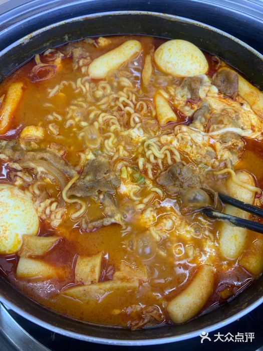 三清洞摩西韩式年糕火锅(威高广场店)图片