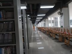 -增城图书馆(荔景大道辅路店)