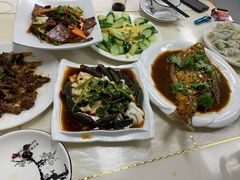 -福园东北菜饺子铁锅炖