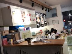 -云朵上的鱼(莘庄店)