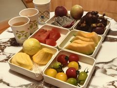 -涨巢·潮玩水疗局