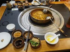 -阿山卓·野生菌火锅·纳西火塘烤肉