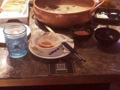 -三人行骨头王火锅(长寿店)