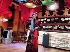 -老滇山寨•云南特色菜•地方菜•民族风情歌舞表演(金碧店)