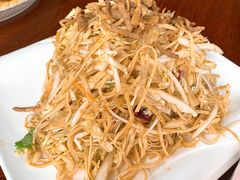 白菜豆腐丝-湿地人家坑烤