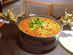 -万重锦·人文川菜馆(骡马市店)