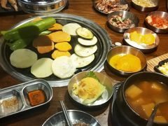 大酱汤-·缸桶屋·韩式牛肋条自助烤肉(西湖D11店)