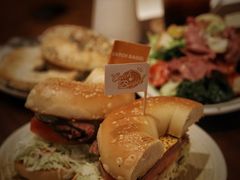 -Catch Bagel(芳草地店)