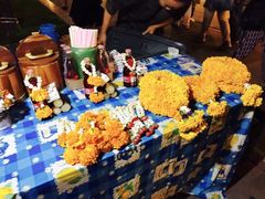 -席娜卡琳火车铁道夜市