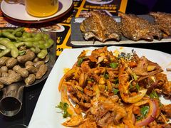 -喝丢一只鞋海鲜烧烤·海肠捞饭(东关街店)