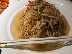 -吴越荣记苏州菜·松鼠桂鱼100%活鱼现做(斜塘老街店)