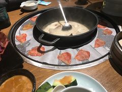 -三人行骨头王火锅(长寿店)