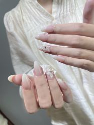 -NEW LOOK-绿麓 · 美甲美睫脱毛工作室