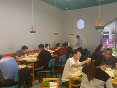 -浪里寻·臻牛养生牛肉火锅(方圆荟店)
