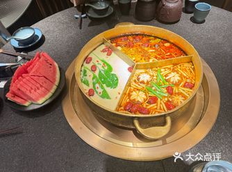 #没有什么是一顿火锅解决不了 真不愧是200块钱的