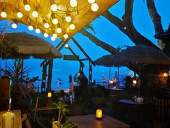 -城墙外BAR
