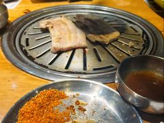 -老炉家木炭烤肉(长江国际店)