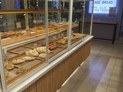 -焙丽拾光(麦凯乐直营店)