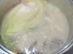 -龙巢盱眙龙虾·牛蛙·烧烤宵夜(八卦岭店)
