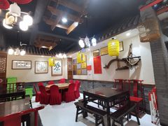 -蓝田九大碗民俗食府(蓝田店)