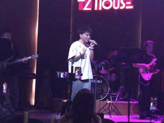 -TZ House音乐现场(来福士中心店)