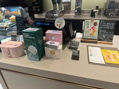 -星巴克臻选(上海中环广场2F店)