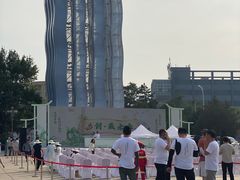 -滨河世纪广场公园