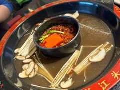 -三江两海老火锅(北京首店)