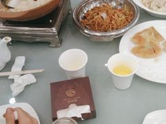 -双湖园·地标武汉菜(黄鹤楼解放路店)