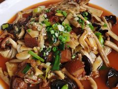 -南渝食府.墨脱石锅松茸鸡