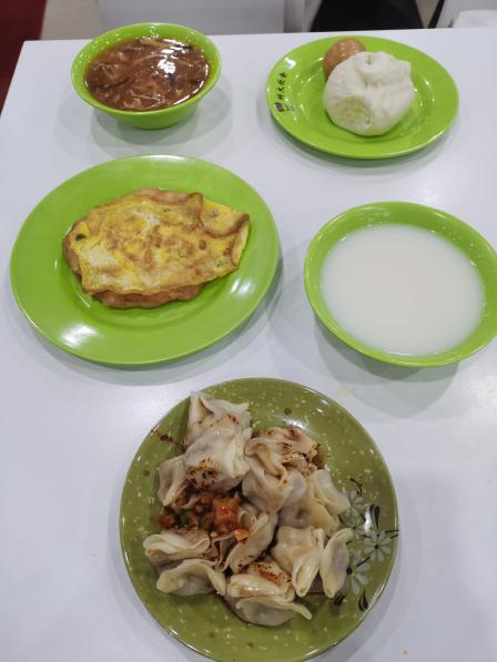 中科大东区东苑餐厅-"科大同学太幸福了!食堂这么多,食品这么丰.