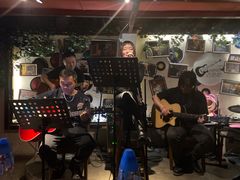 -南锣鼓巷吉他吧(鼓楼店)