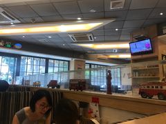 -潮庭港式茶餐厅·熊仔奶茶(同济广场店)