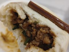 -李与白包子铺(桐梓林店)
