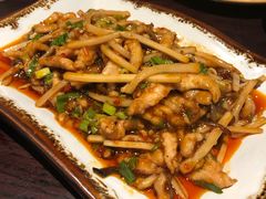 鱼香肉丝-三俞竹苑(红旗街万达店)