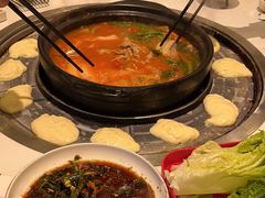 -蚝牛记涮烤牛肉餐厅(滨江国际花园店)